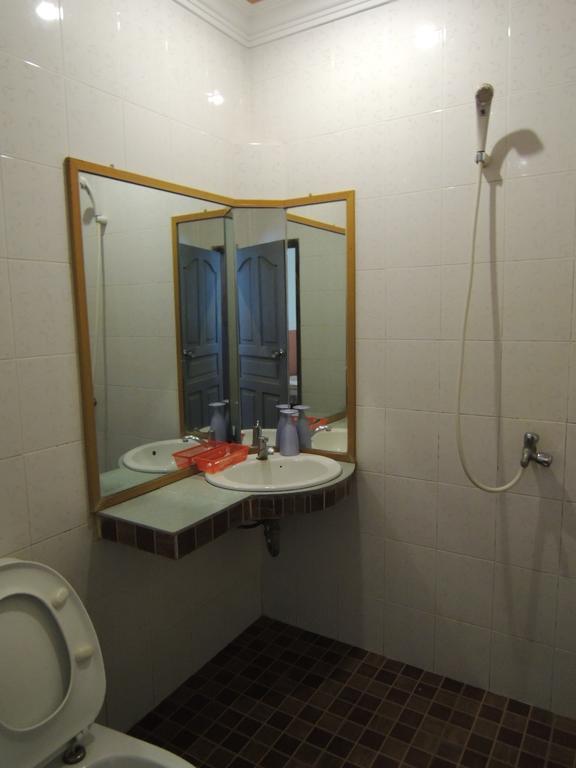 Thy Ny Hotel Battambang Room photo
